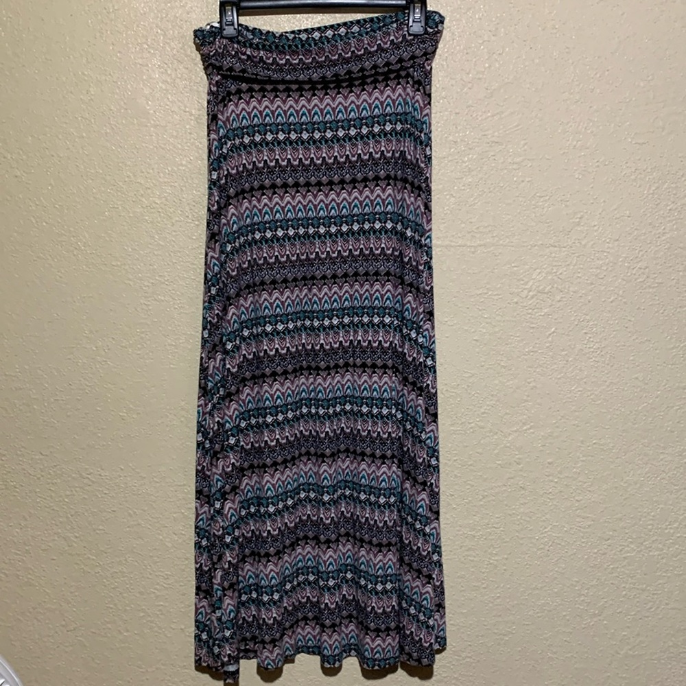Daniel Rainn Maxi Skirt L Stretchy Multi-color  Black Blue Pull On Rayon Spandex